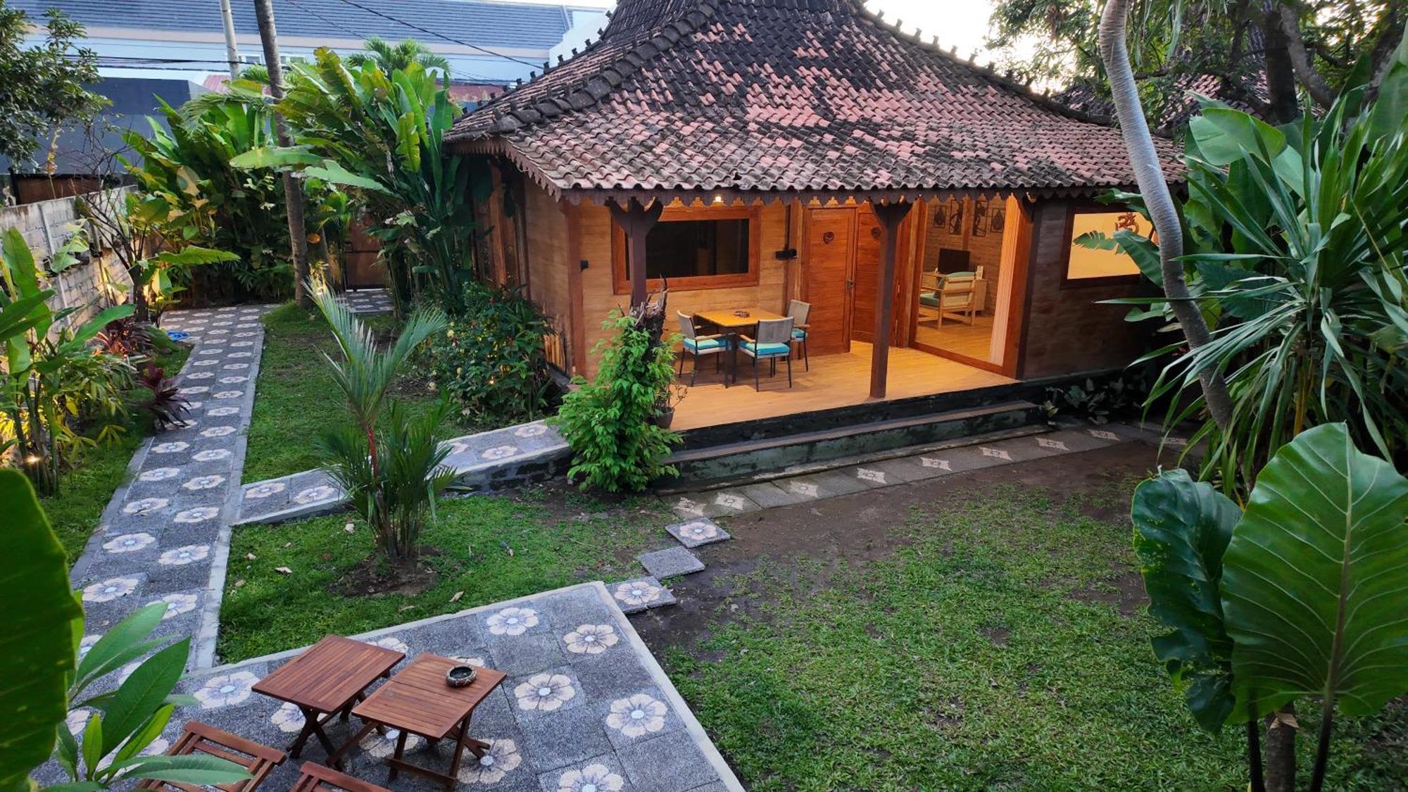 Private Joglo In Heart Of Sanur Villa Eksteriør billede